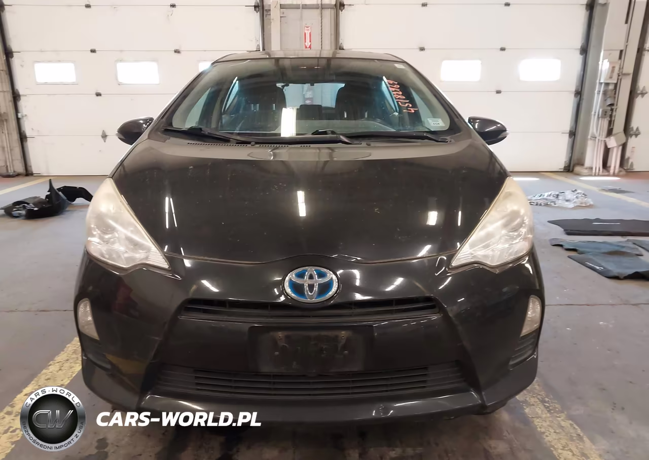2012 Toyota Prius C Three VIN:JTDKDTB38C1016273 - 13