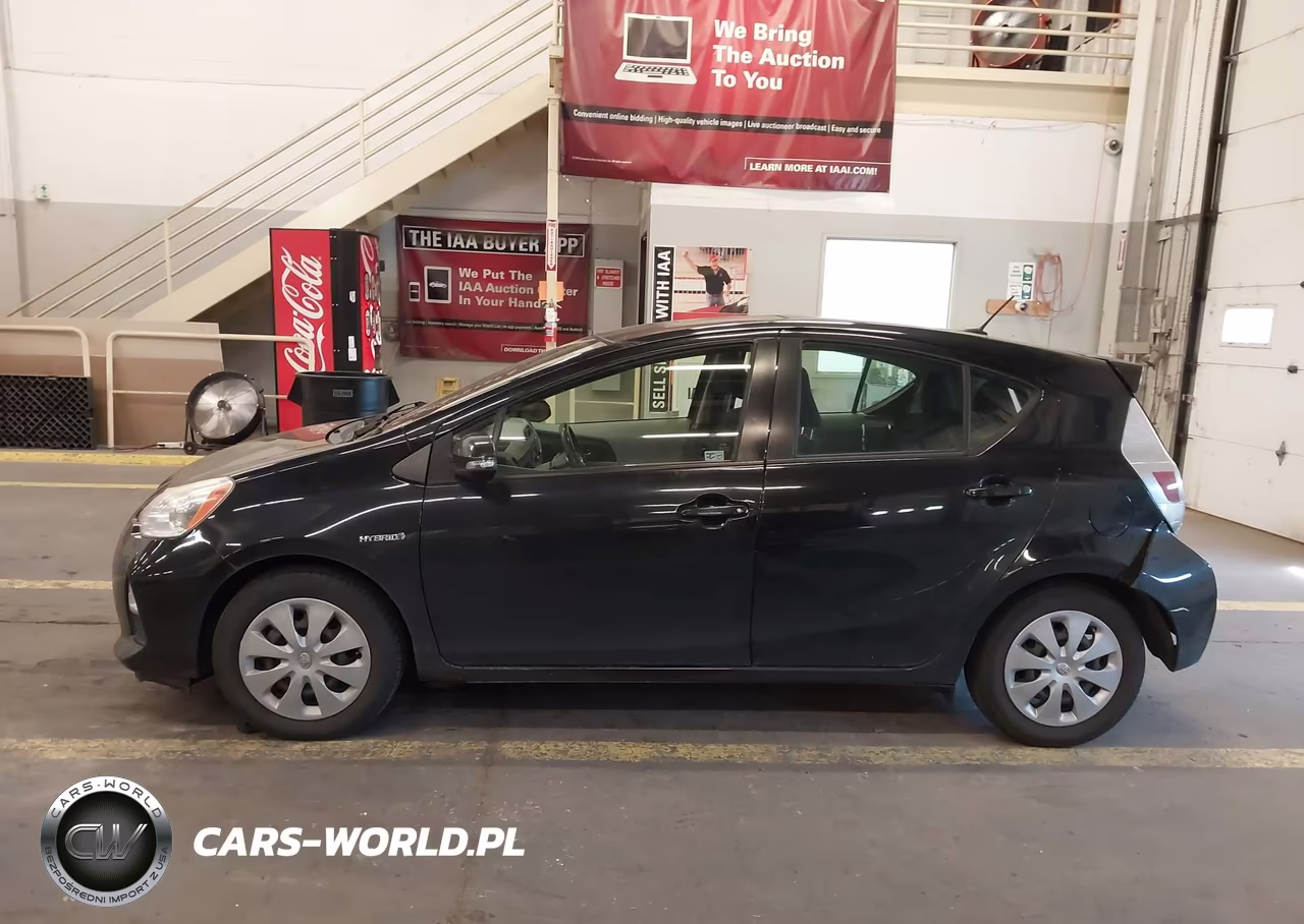 2012 Toyota Prius C Three VIN:JTDKDTB38C1016273 - 15
