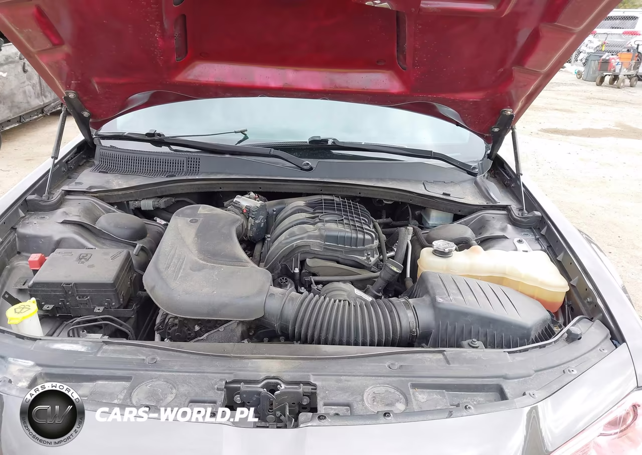 2020 Chrysler 300 Touring L VIN:2C3CCAAG5LH128454 - 10