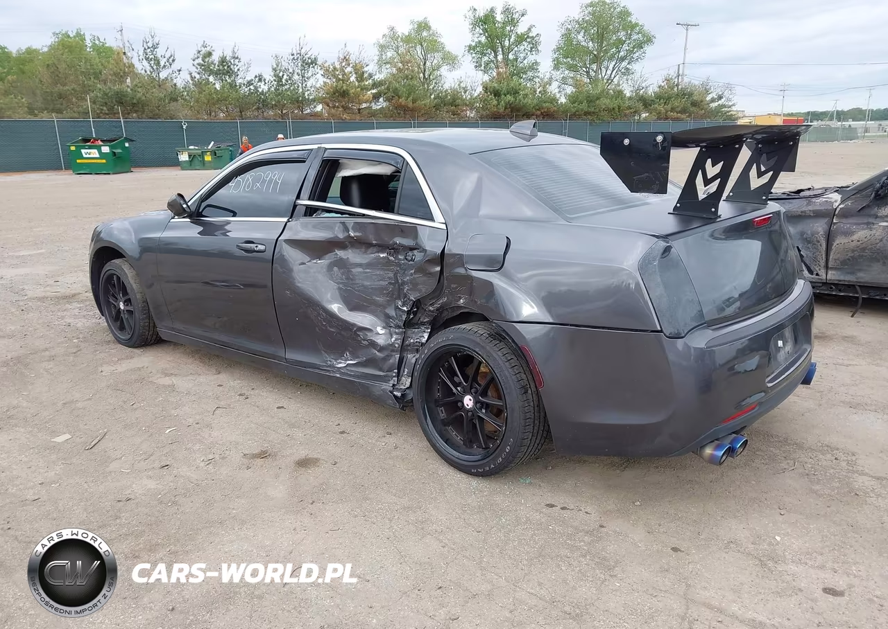 2020 Chrysler 300 Touring L VIN:2C3CCAAG5LH128454 - 3