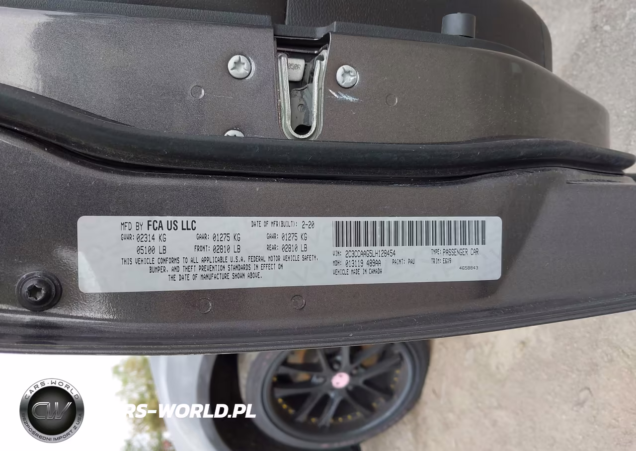 2020 Chrysler 300 Touring L VIN:2C3CCAAG5LH128454 - 9
