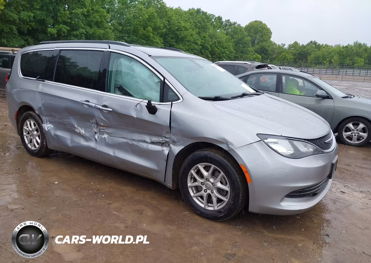 2017 Chrysler Pacifica Touring – zdjęcie 1 z 16