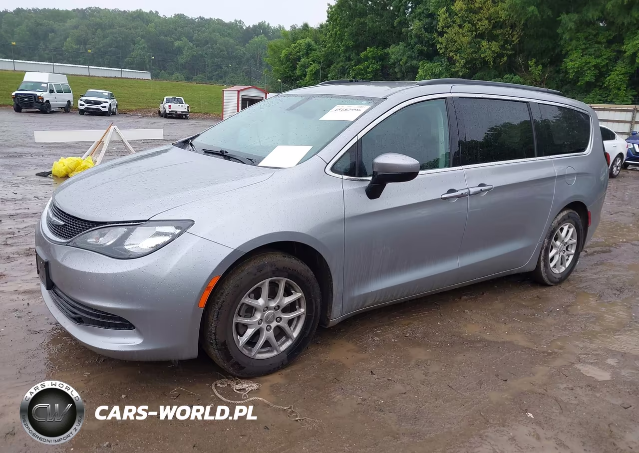 2017 Chrysler Pacifica Touring VIN:2C4RC1DG4HR621254 - 2