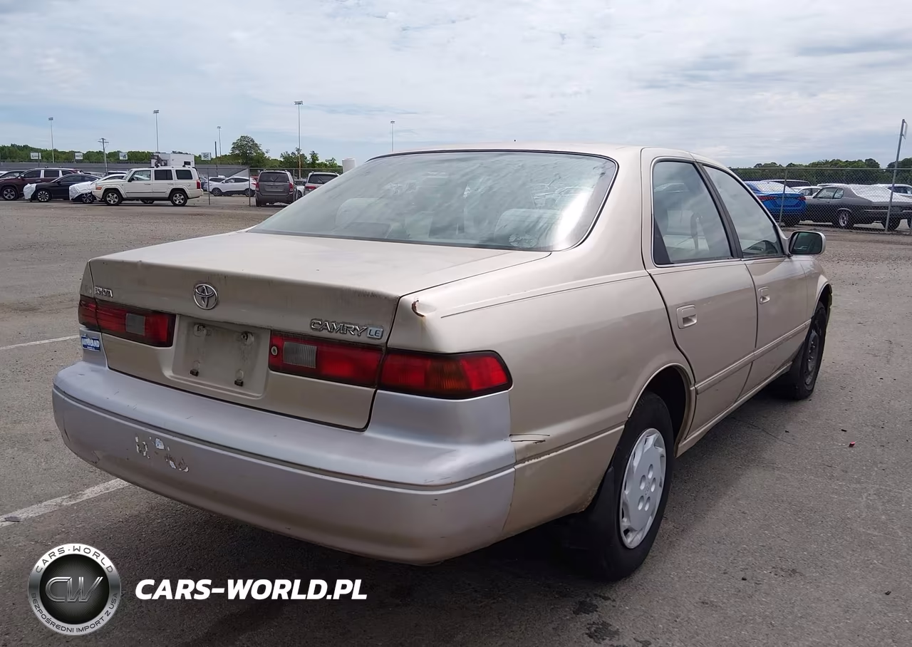 1998 Toyota Camry Le VIN:JT2BG22K0W0227138 - 4
