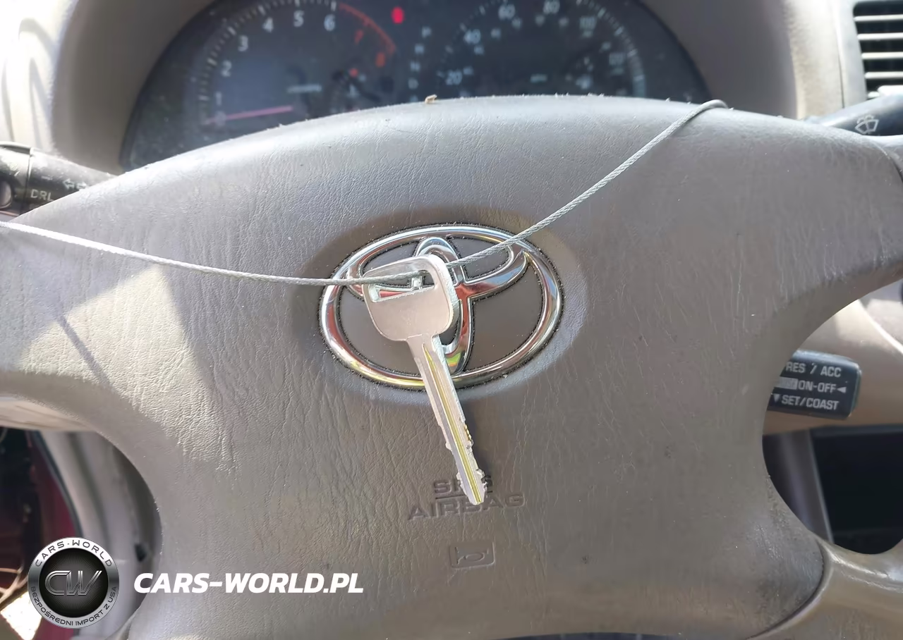 2003 Toyota Camry Le VIN:4T1BE32K93U250730 - 11