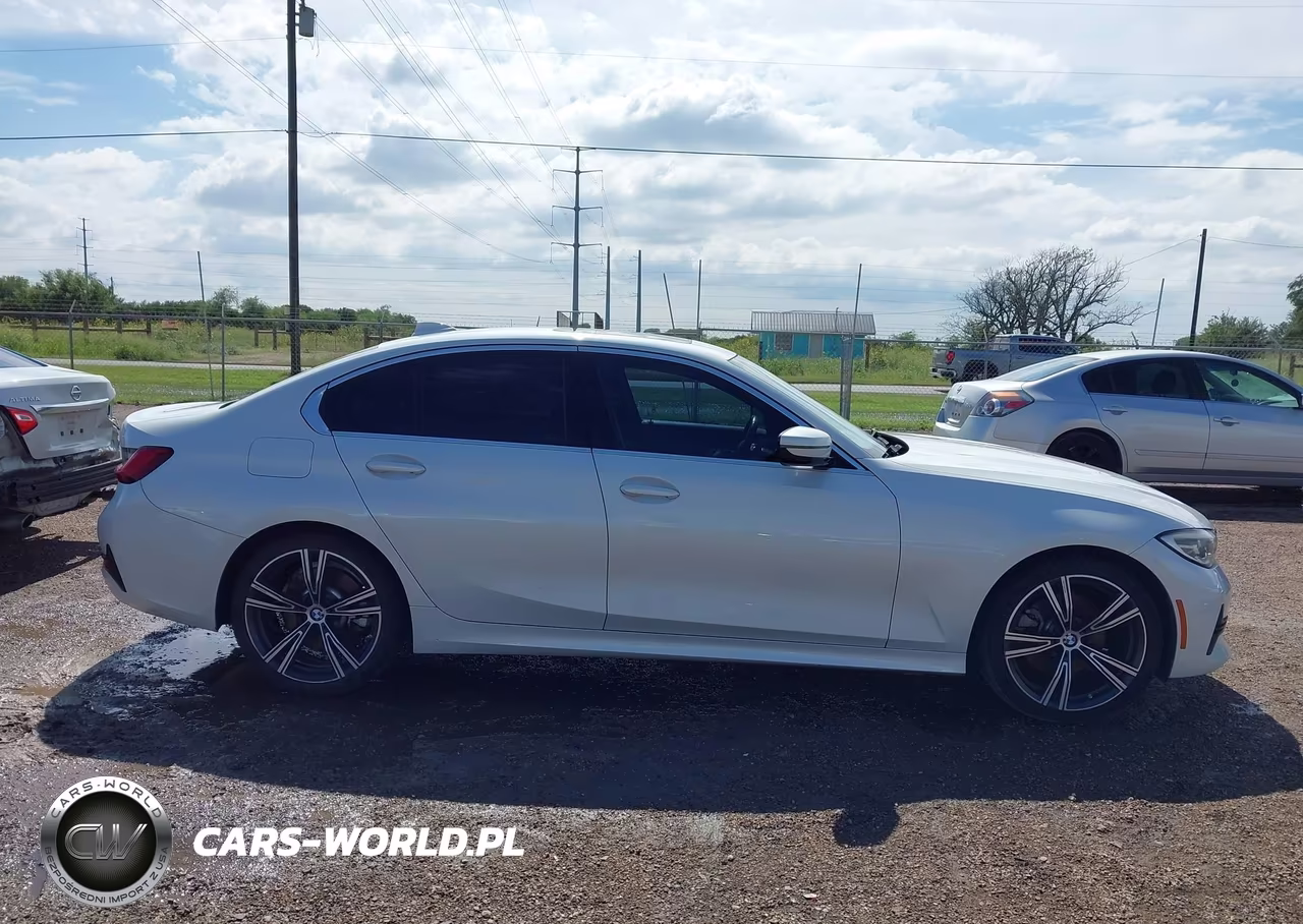 2021 BMW 330I VIN:3MW5R1J02M8C00094 - 14