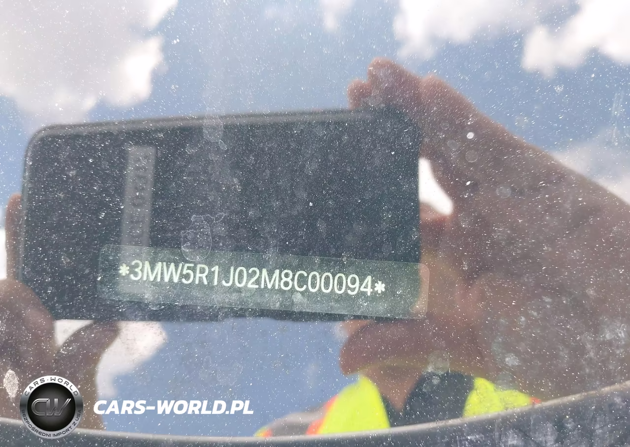 2021 BMW 330I VIN:3MW5R1J02M8C00094 - 9