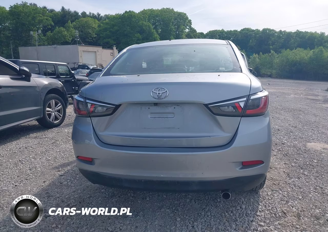 2018 Toyota Yaris Ia VIN:3MYDLBYV5JY318080 - 16