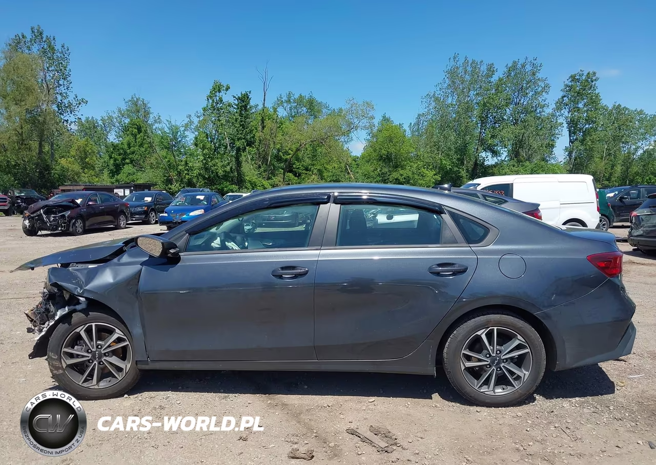 2023 Kia Forte Lxs VIN:3KPF24AD1PE536499 - 14