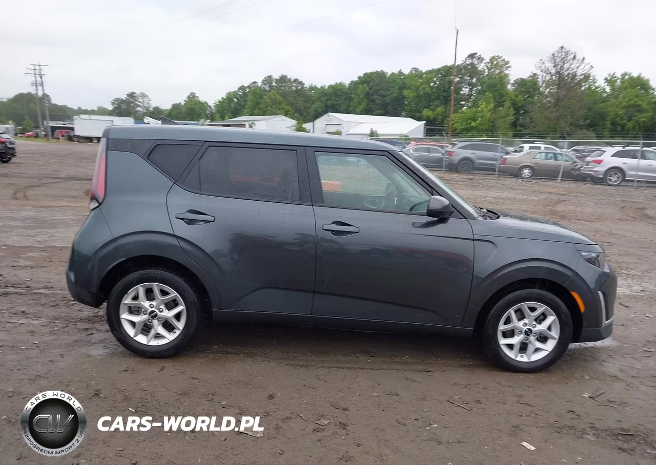 2025 Kia Soul Lx VIN:KNDJ23AU8S7268595 - 13