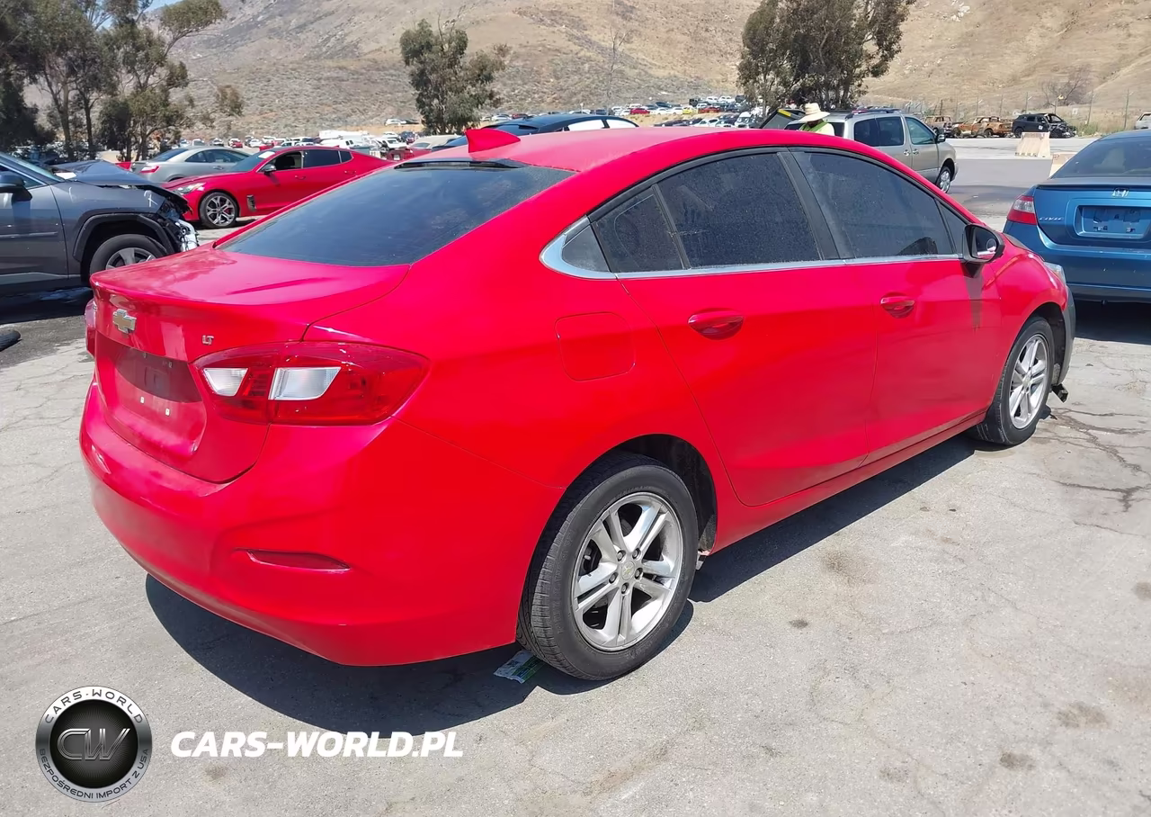 2017 Chevrolet Cruze Lt Auto VIN:1G1BE5SMXH7204405 - 4