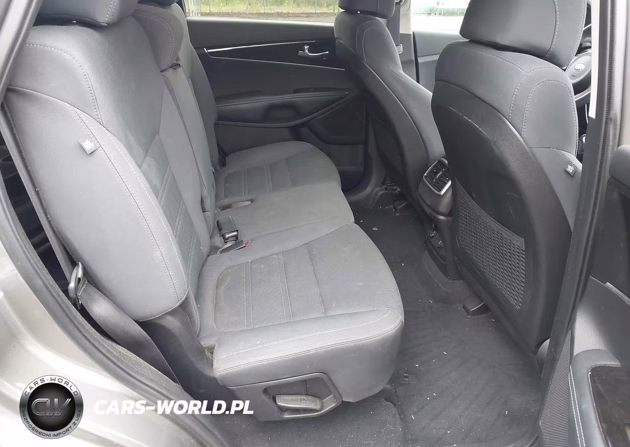 2017 Kia Sorento 2.4L Lx VIN:5XYPG4A34HG287049 - 8