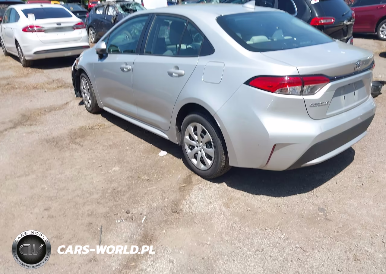 2020 Toyota Corolla Le VIN:5YFEPRAE2LP140061 - 3