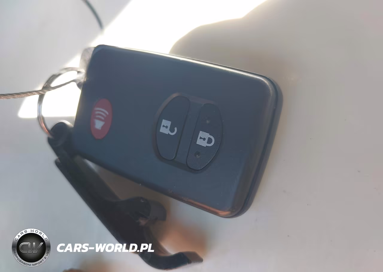 2013 Toyota Prius V Five VIN:JTDZN3EU8D3289820 - 11