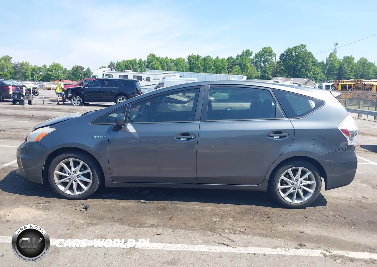2013 Toyota Prius V Five VIN:JTDZN3EU8D3289820 - 14