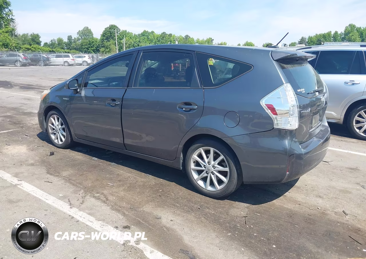 2013 Toyota Prius V Five VIN:JTDZN3EU8D3289820 - 3