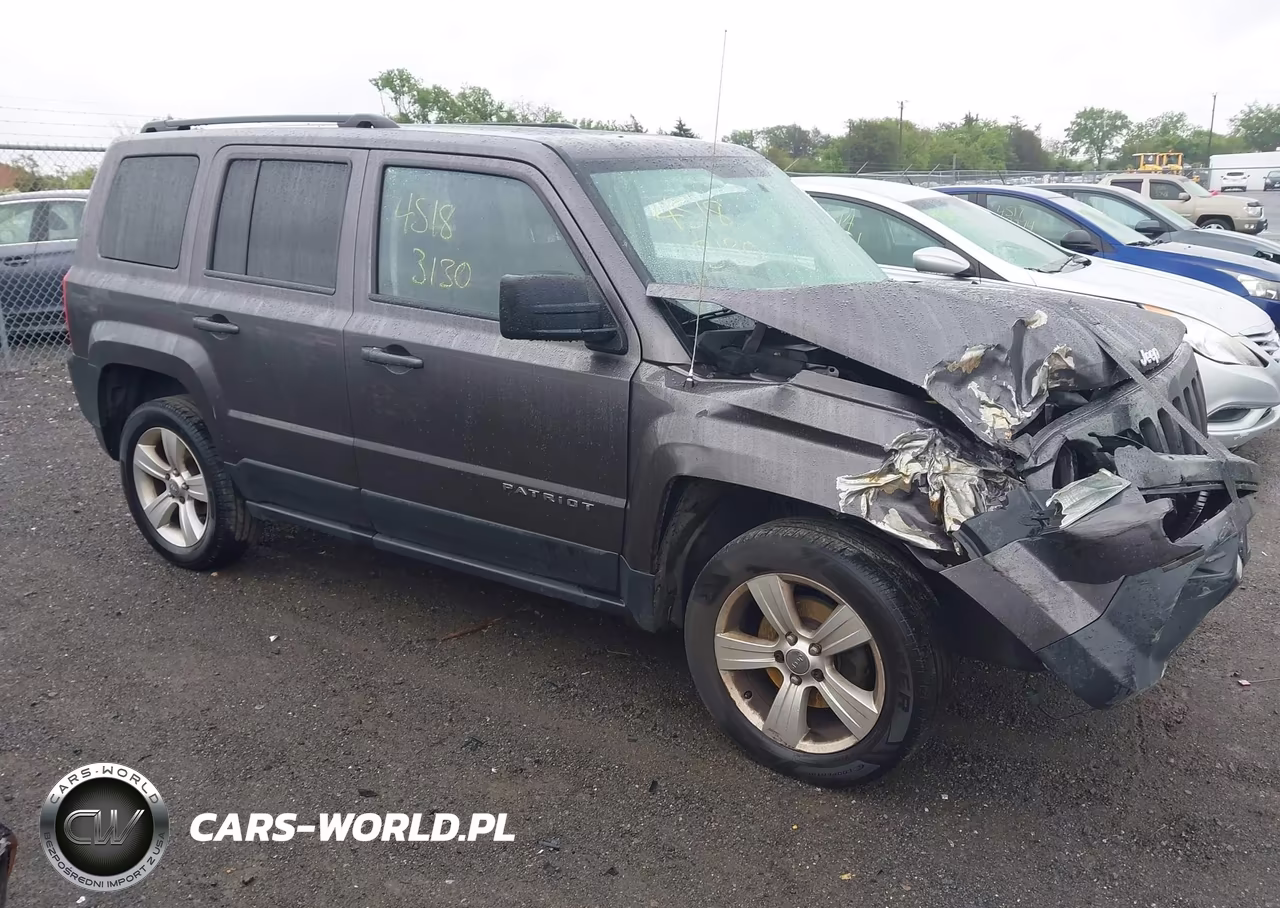 2015 Jeep Patriot Latitude – zdjęcie 1 z 13