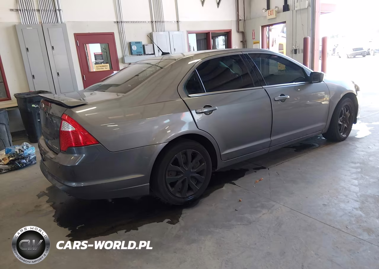 2010 Ford Fusion Se VIN:3FAHP0HA7AR361339 - 4