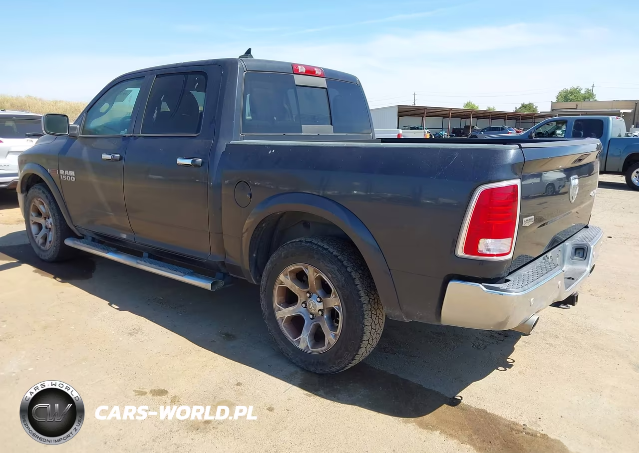 2017 Ram 1500 Laramie 4X4 5'7 Box VIN:1C6RR7NM3HS877591 - 3