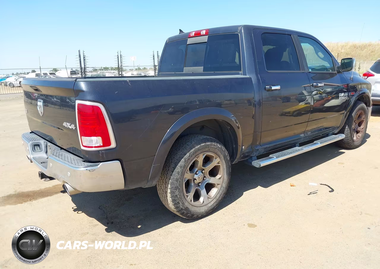 2017 Ram 1500 Laramie 4X4 5'7 Box VIN:1C6RR7NM3HS877591 - 4