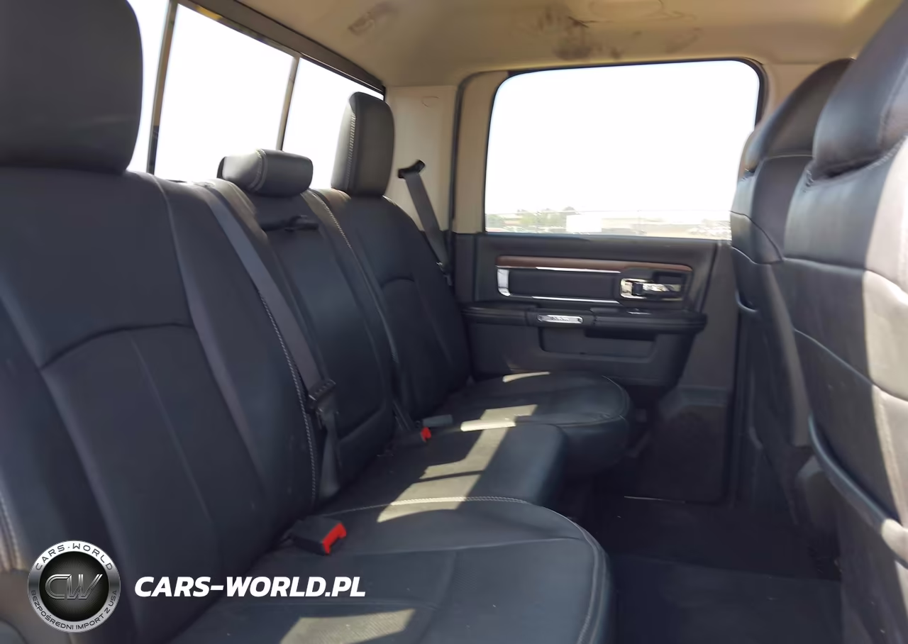 2017 Ram 1500 Laramie 4X4 5'7 Box VIN:1C6RR7NM3HS877591 - 8