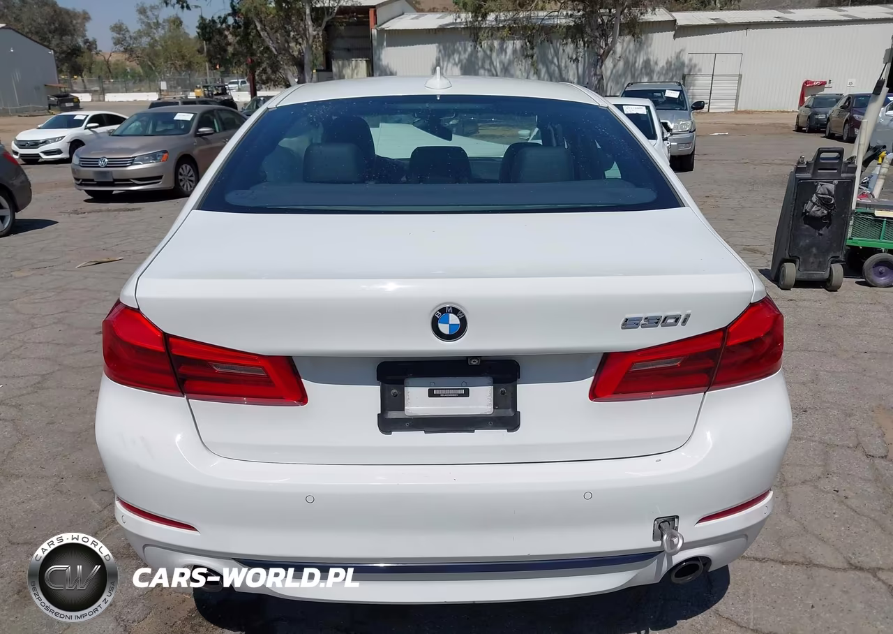 2019 BMW 530I VIN:WBAJA5C5XKBX86514 - 16