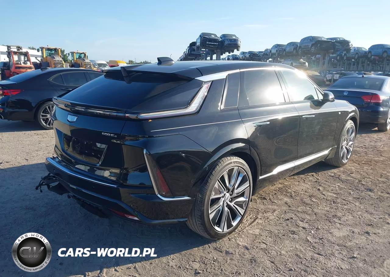 2024 Cadillac Lyriq Luxury W-1Se VIN:1GYKPSRL9RZ109475 - 4