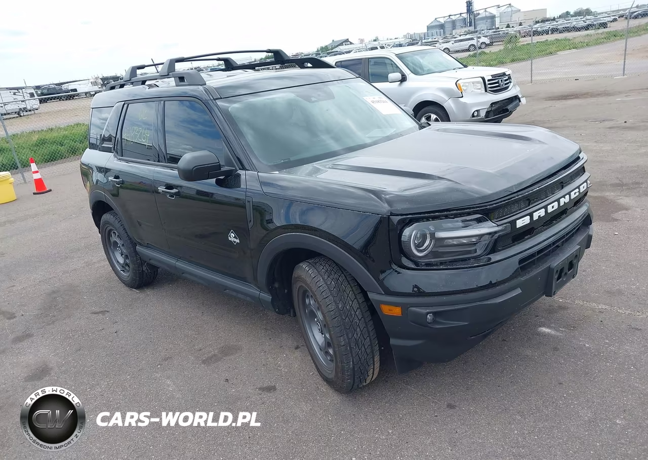 2023 Ford Bronco Sport Outer Banks – zdjęcie 1 z 16