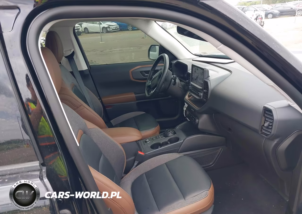 2023 Ford Bronco Sport Outer Banks VIN:3FMCR9C69PRE06615 - 5