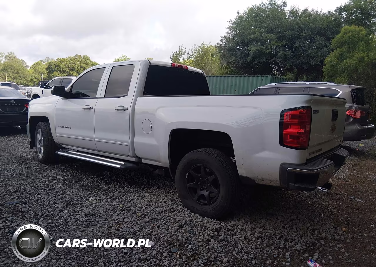 2018 Chevrolet Silverado 1500 1Lt VIN:1GCRCREC0JZ167705 - 3