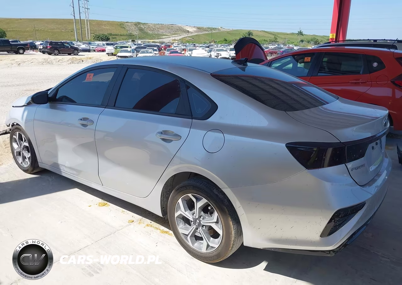 2020 Kia Forte Lxs VIN:3KPF24AD7LE207722 - 14