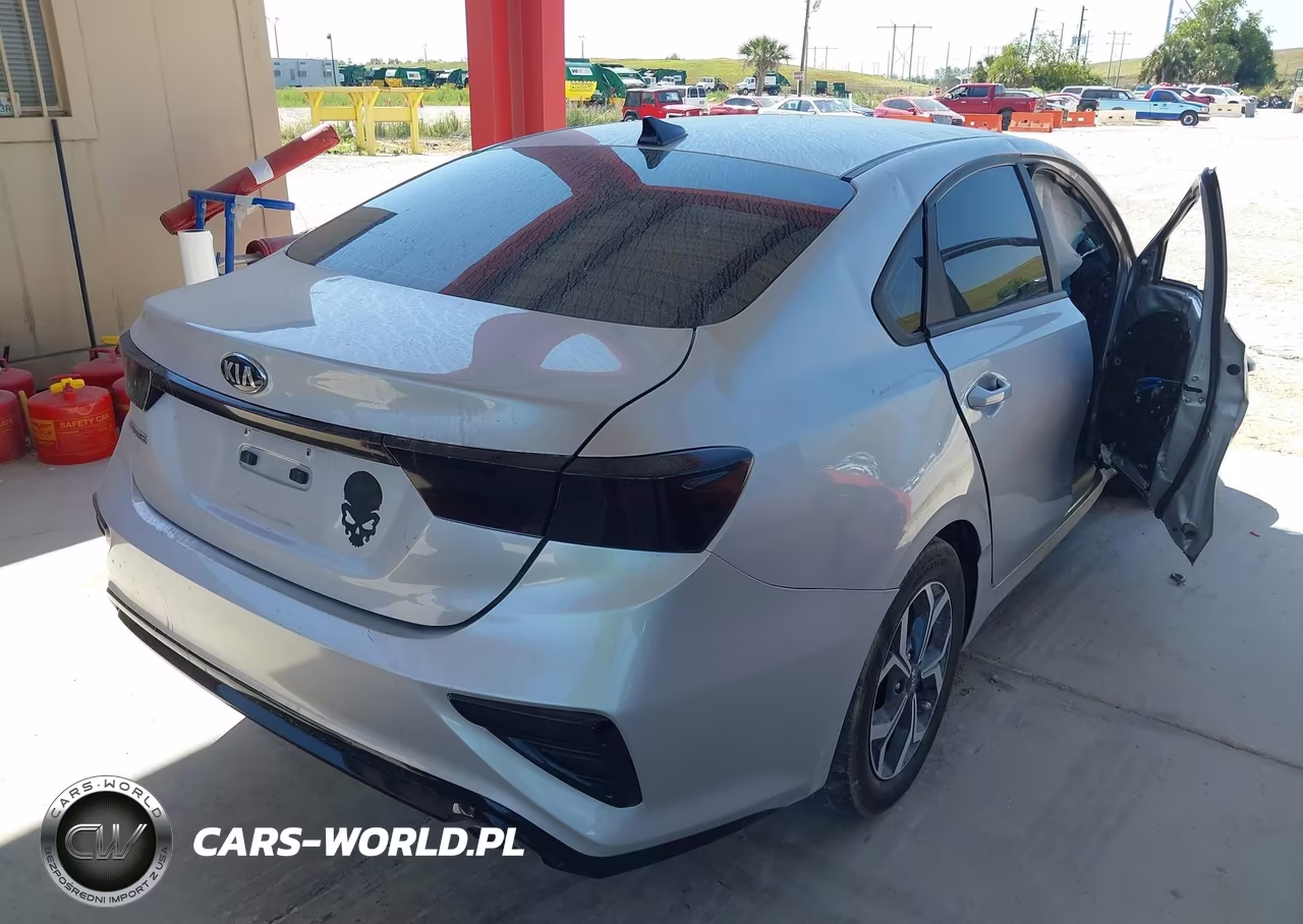 2020 Kia Forte Lxs VIN:3KPF24AD7LE207722 - 4