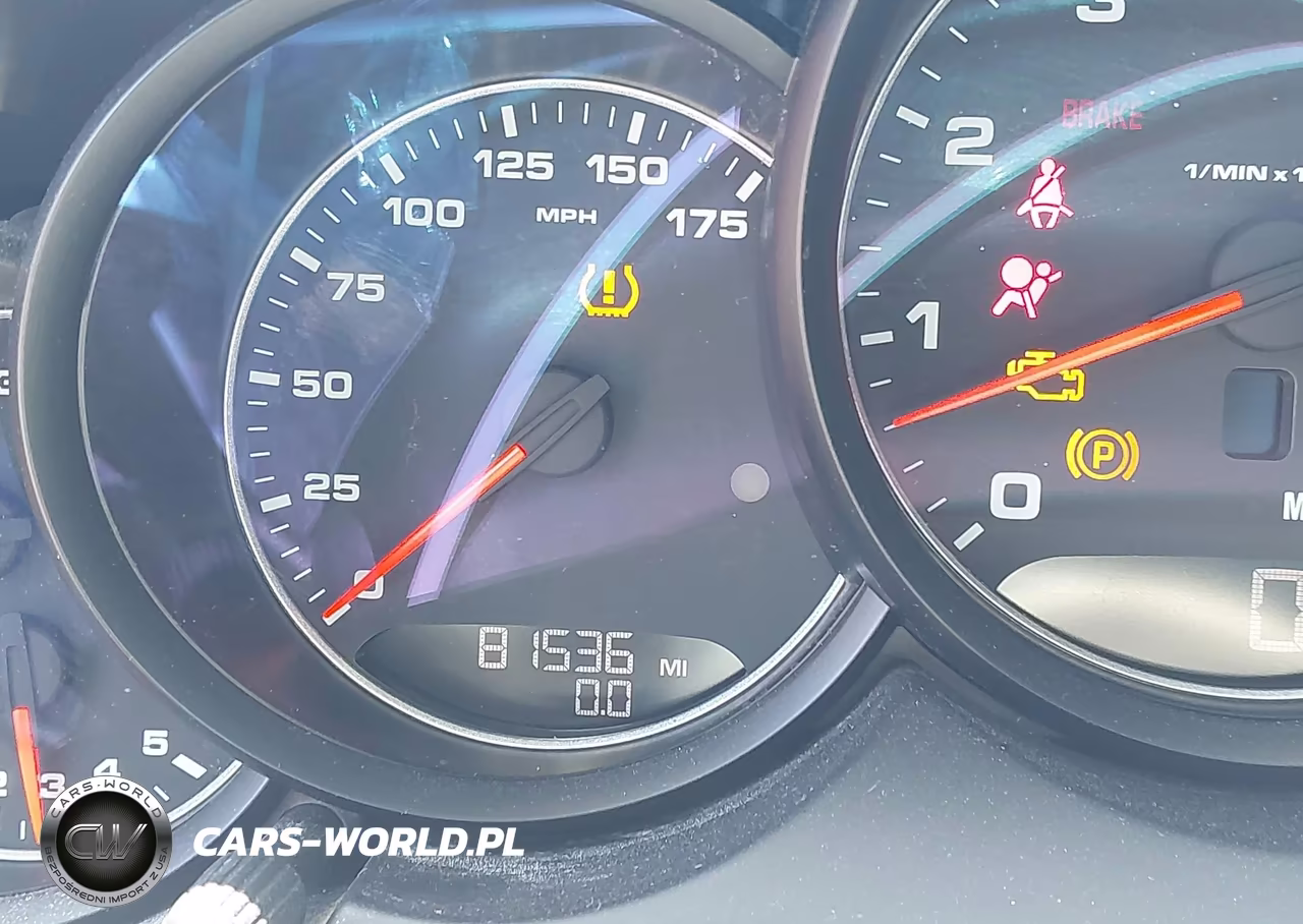 2016 Porsche Cayenne VIN:WP1AA2A22GLA10307 - 15