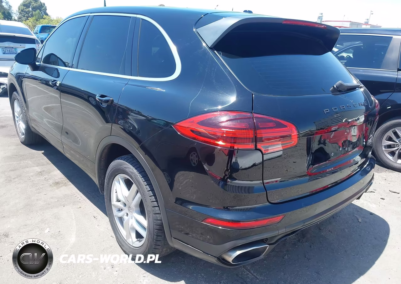 2016 Porsche Cayenne VIN:WP1AA2A22GLA10307 - 3