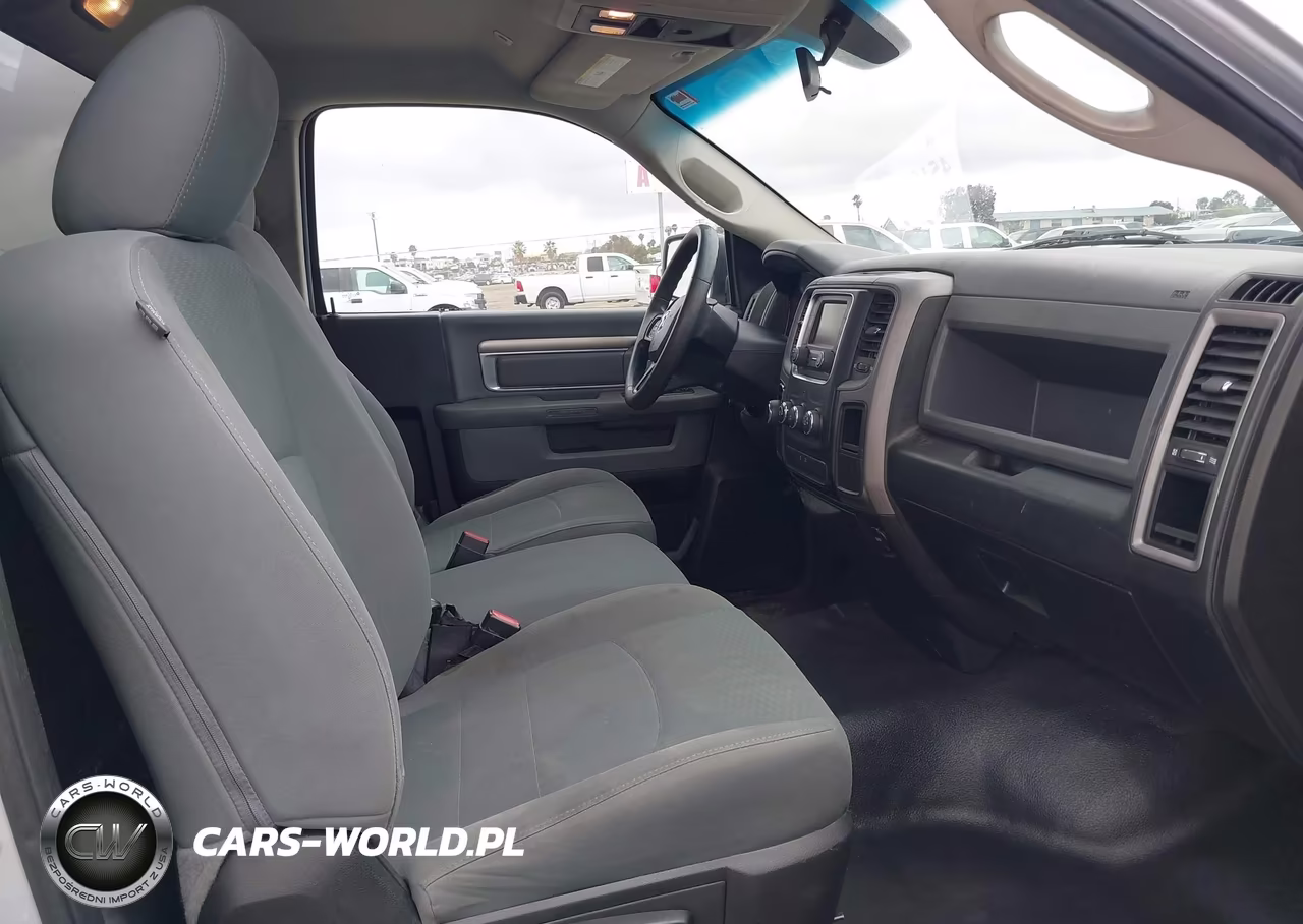 2019 Ram 1500 Classic Tradesman 4X2 8' Box VIN:3C6JR6DG4KG503878 - 5