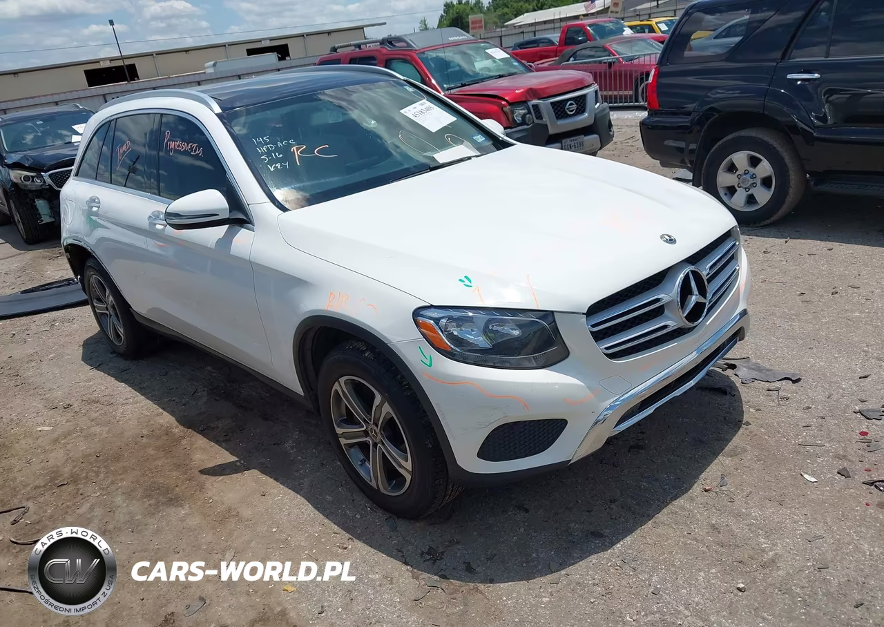 2019 Mercedes-Benz Glc 300 – zdjęcie 1 z 17