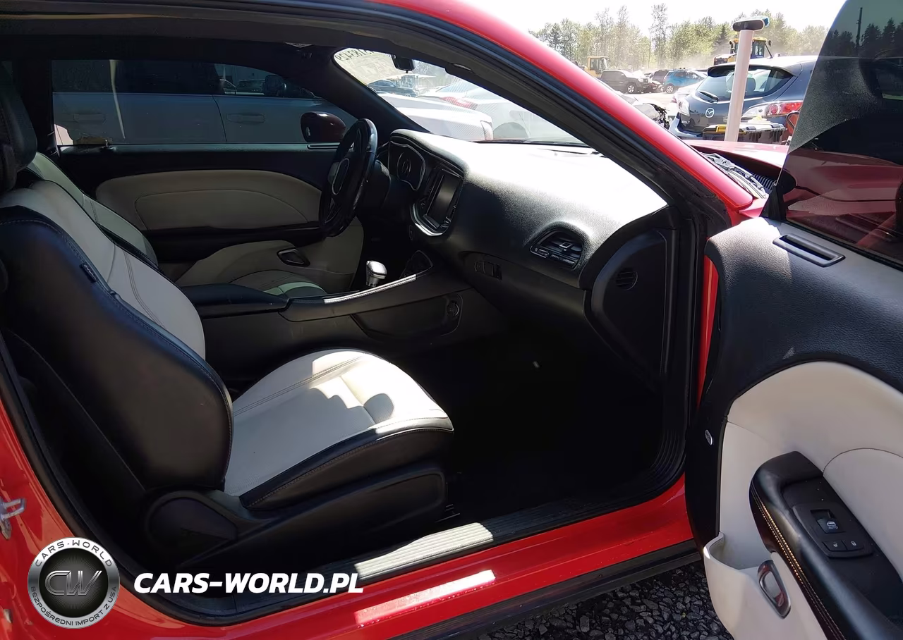 2015 Dodge Challenger Sxt Plus VIN:2C3CDZBG0FH733156 - 17