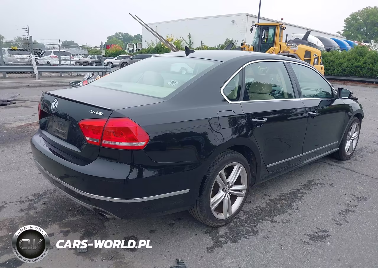 2012 Volkswagen Passat 3.6L V6 Sel Premium VIN:1VWCM7A38CC012237 - 4