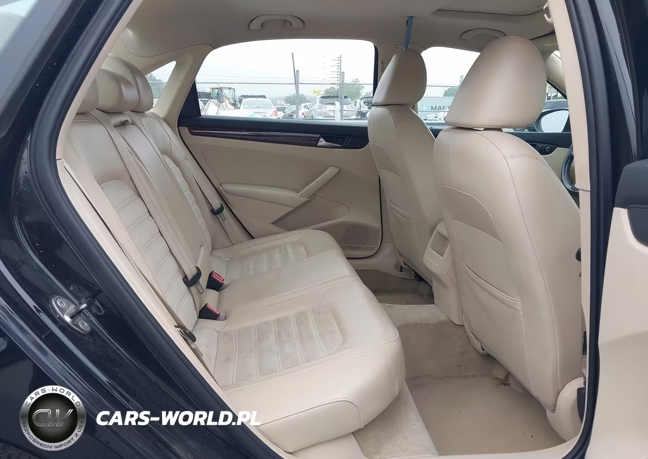 2012 Volkswagen Passat 3.6L V6 Sel Premium VIN:1VWCM7A38CC012237 - 8