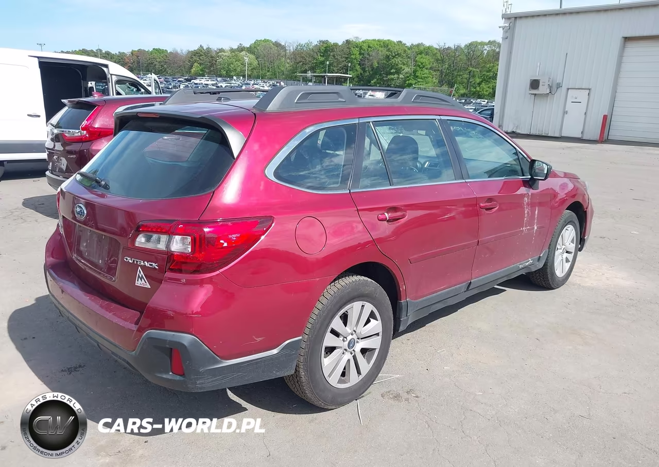 2019 Subaru Outback 2.5I VIN:4S4BSABC3K3389357 - 4