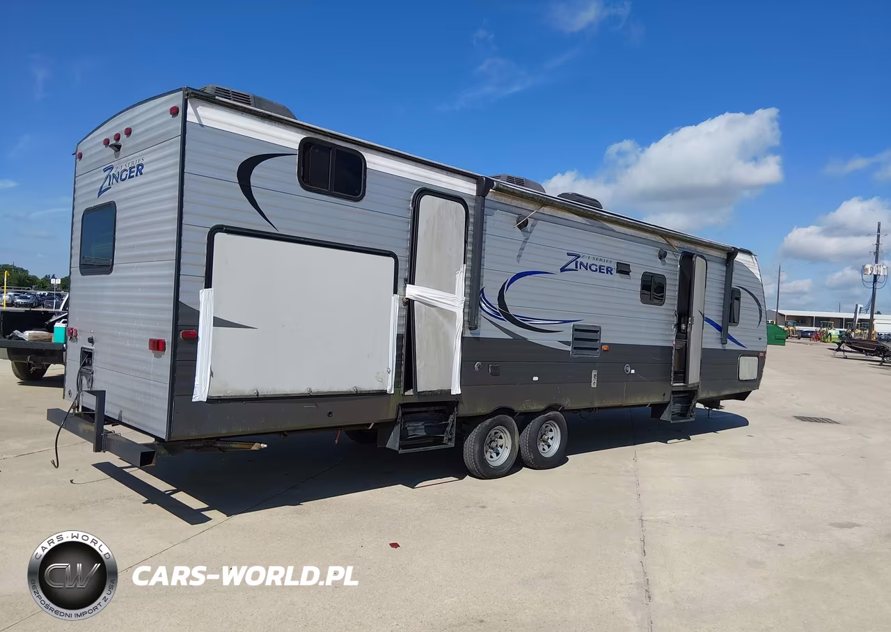 2018 Crossroads Other VIN:4YDT3282XJS370655 - 4