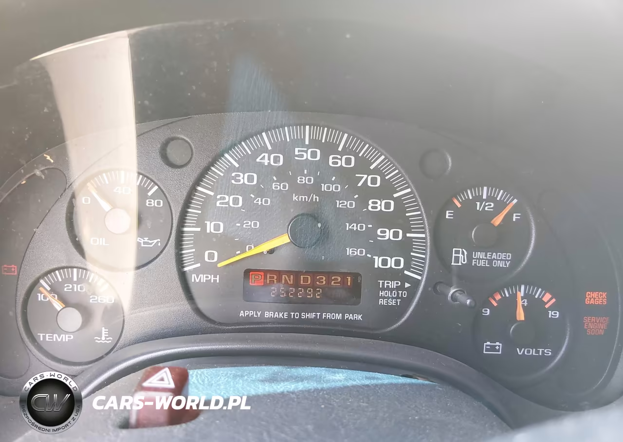 1996 Chevrolet G20 VIN:1GCFG25R4T1015527 - 7
