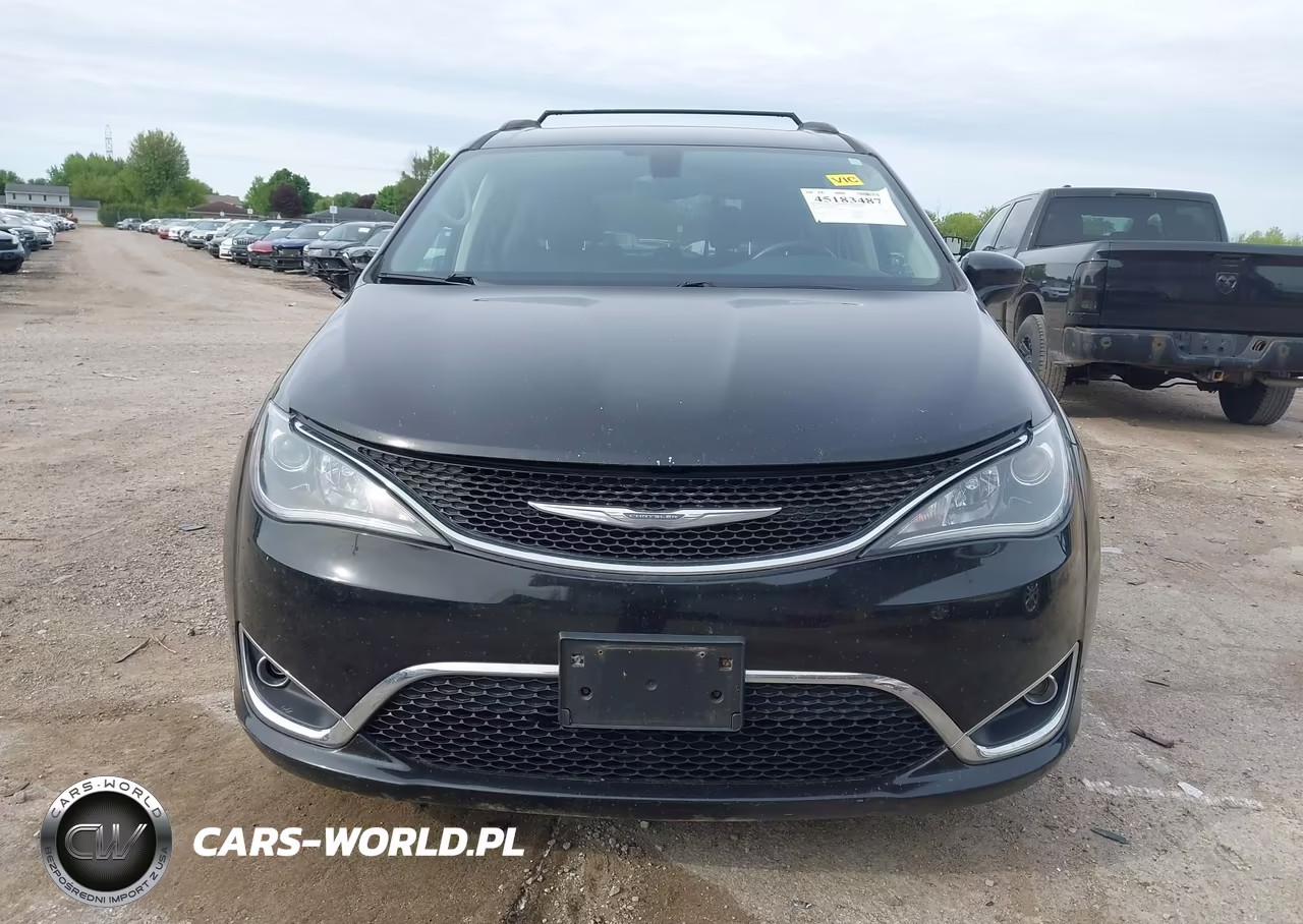 2017 Chrysler Pacifica Touring-L VIN:2C4RC1BG3HR635911 - 13