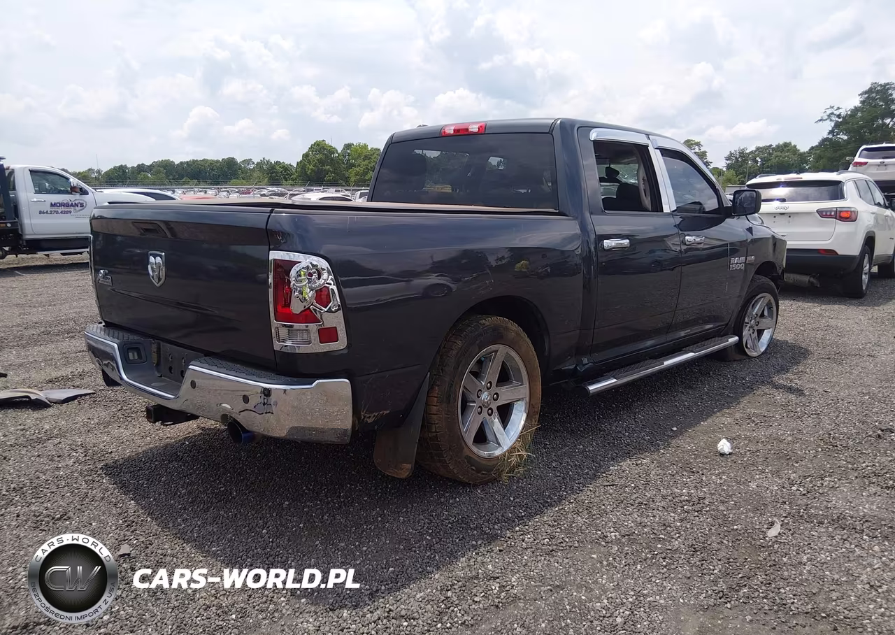 RAM 1500 ST VIN:1C6RR6KT7FS500877 - 4