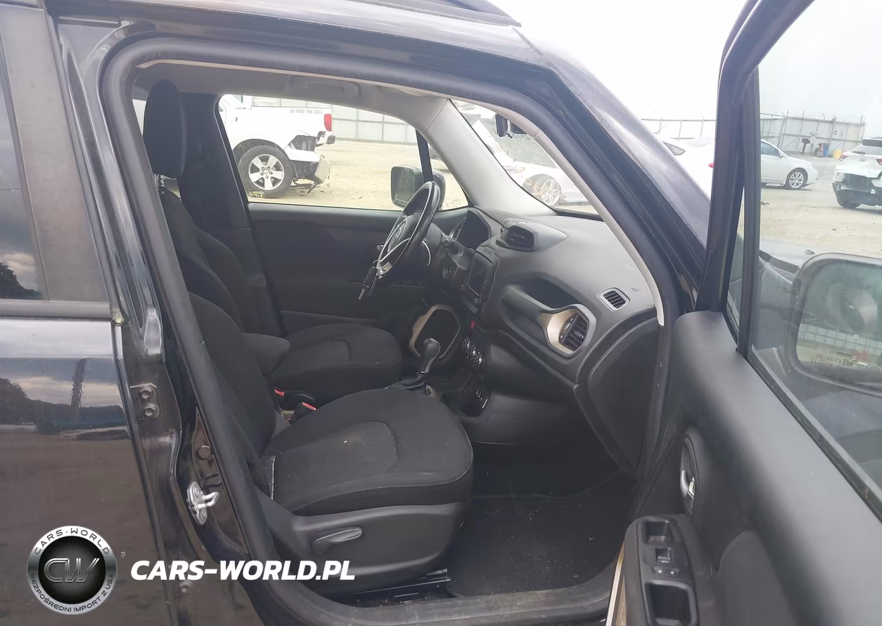 2015 Jeep Renegade Latitude VIN:ZACCJABT6FPB33274 - 5