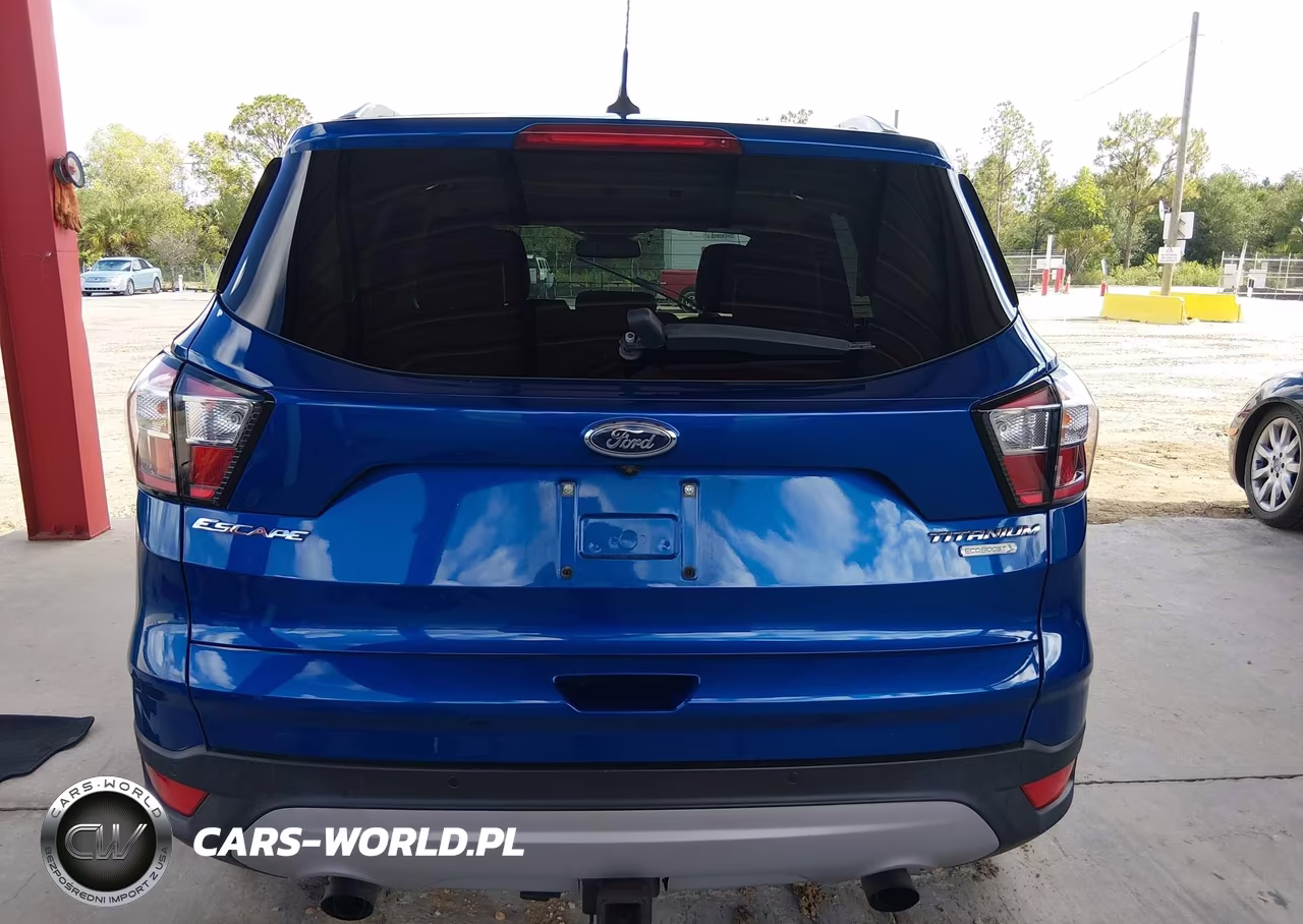 2018 Ford Escape Titanium VIN:1FMCU0J94JUC73642 - 17