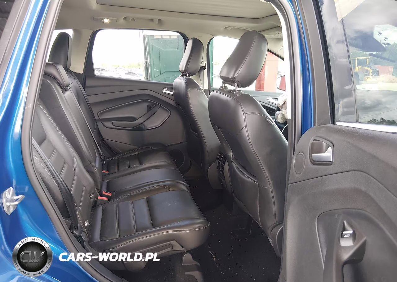 2018 Ford Escape Titanium VIN:1FMCU0J94JUC73642 - 8