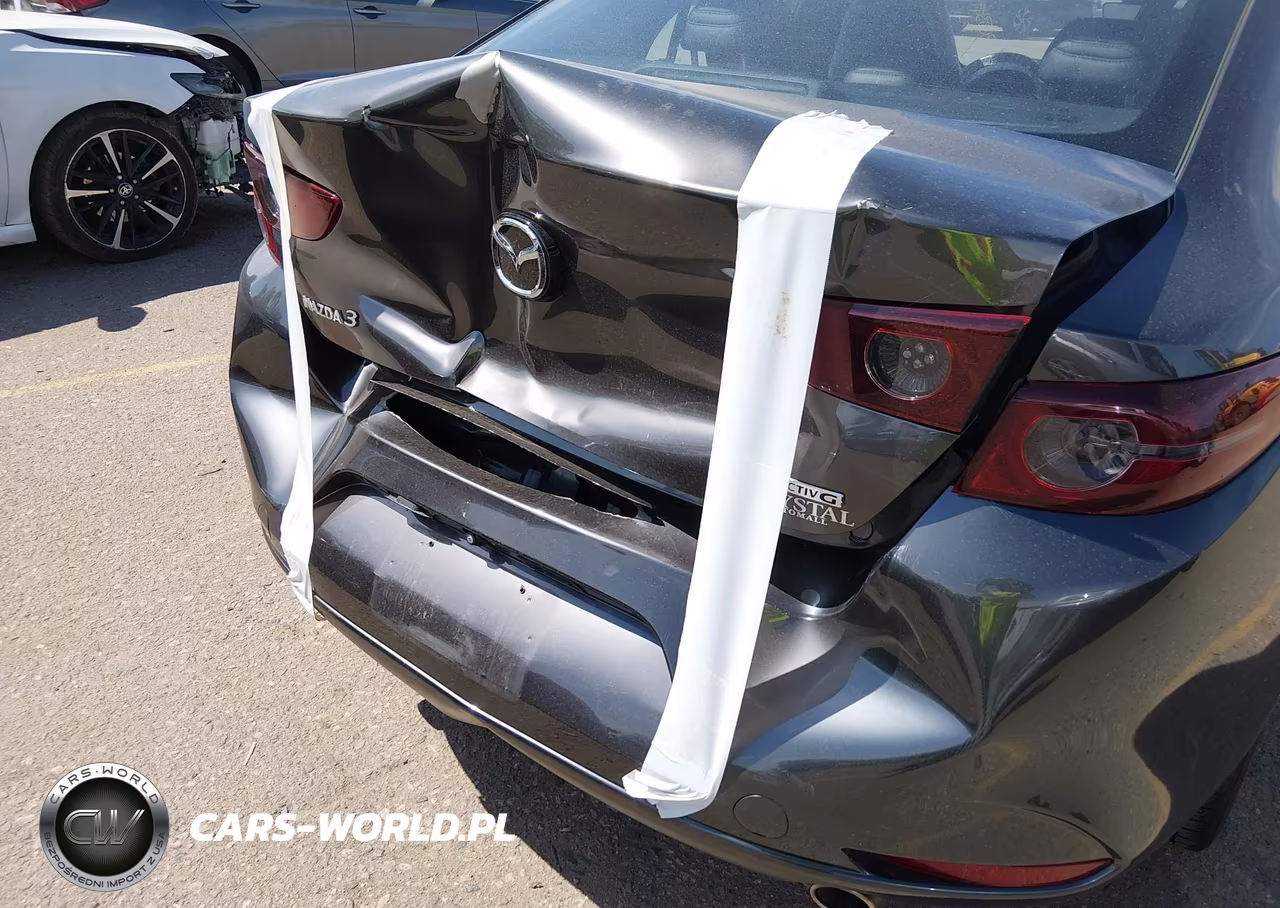 2020 Mazda Mazda3 Select Package VIN:3MZBPACL1LM126883 - 18