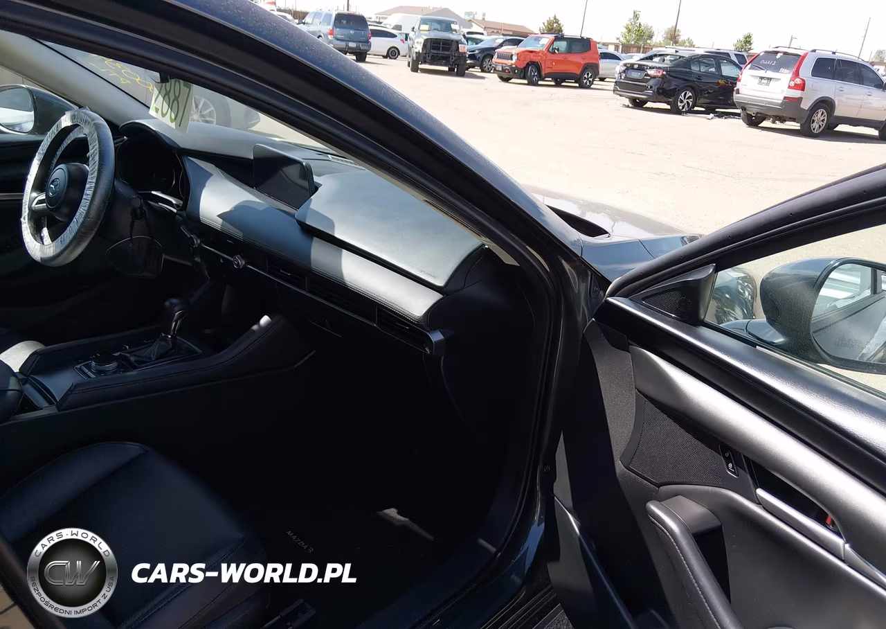 2020 Mazda Mazda3 Select Package VIN:3MZBPACL1LM126883 - 5