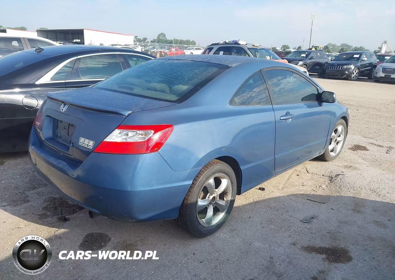 2007 Honda Civic Lx VIN:2HGFG12697H520380 - 4